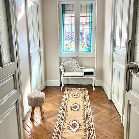 La Du Chapelier Guest house