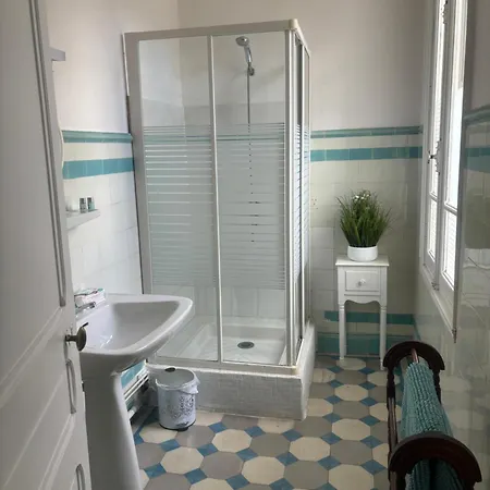 La Du Chapelier Espéraza