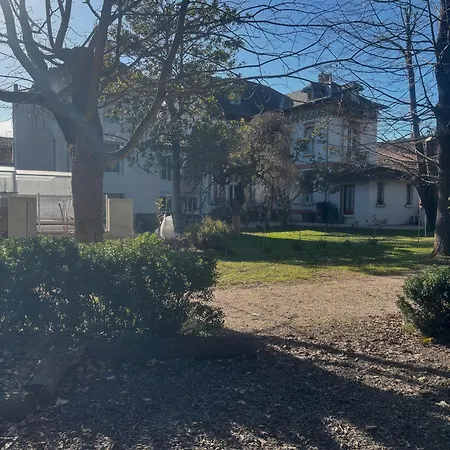 בית הארחה La Du Chapelier 4*