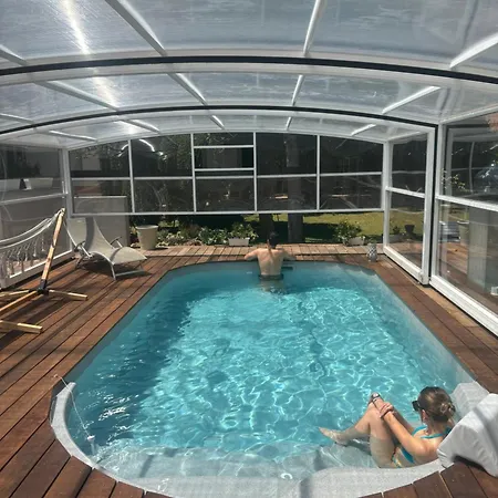 La Du Chapelier Guest house *